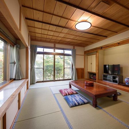 Minshuku Tsutaya Hotell Yufu Eksteriør bilde