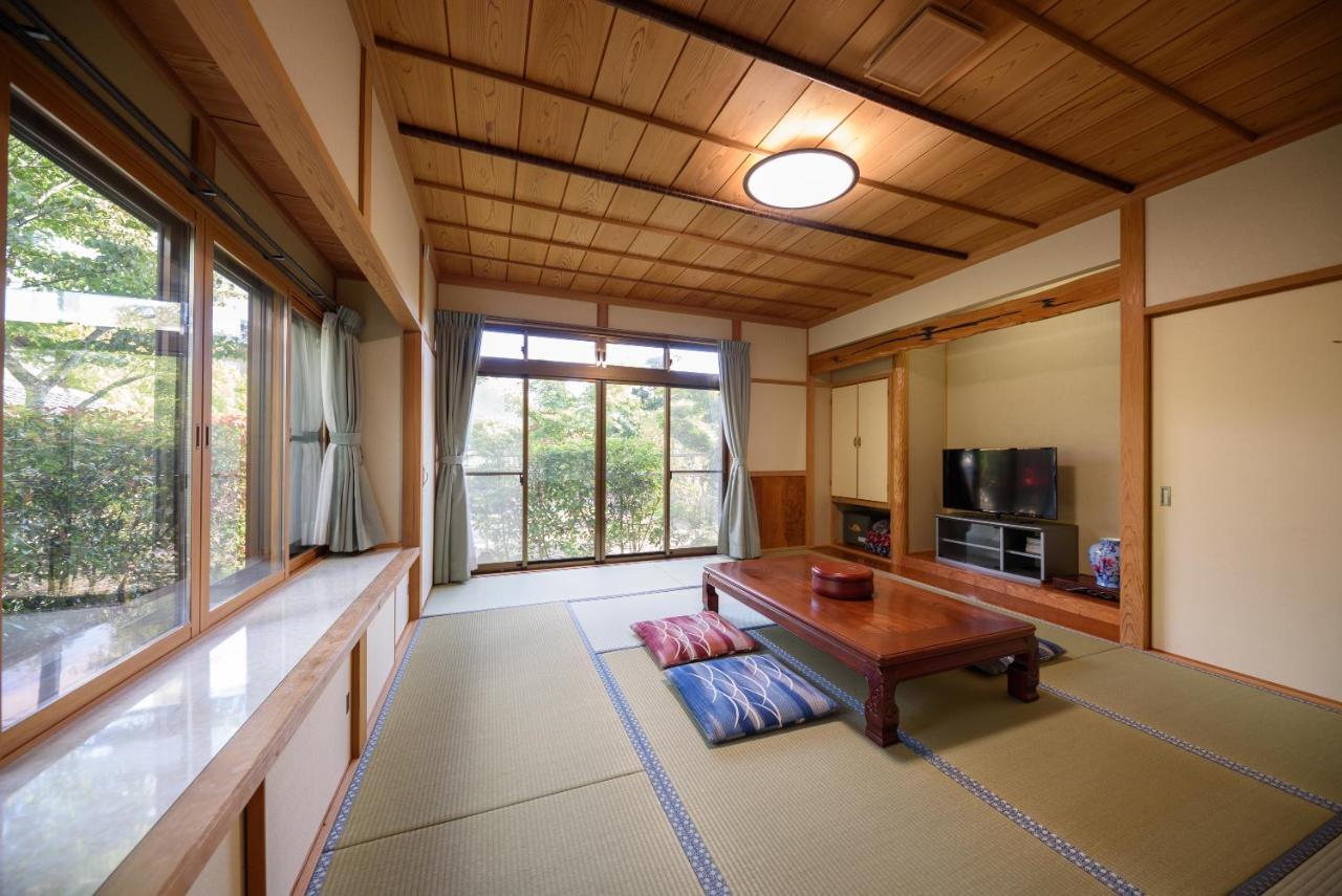 Minshuku Tsutaya Hotell Yufu Eksteriør bilde