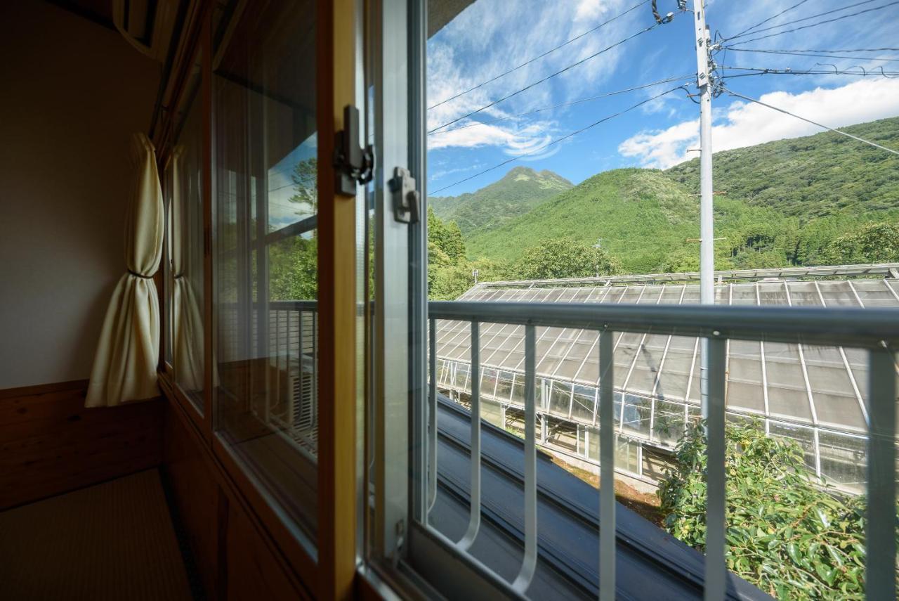 Minshuku Tsutaya Hotell Yufu Eksteriør bilde