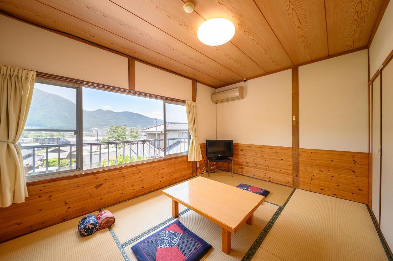 Minshuku Tsutaya Hotell Yufu Eksteriør bilde